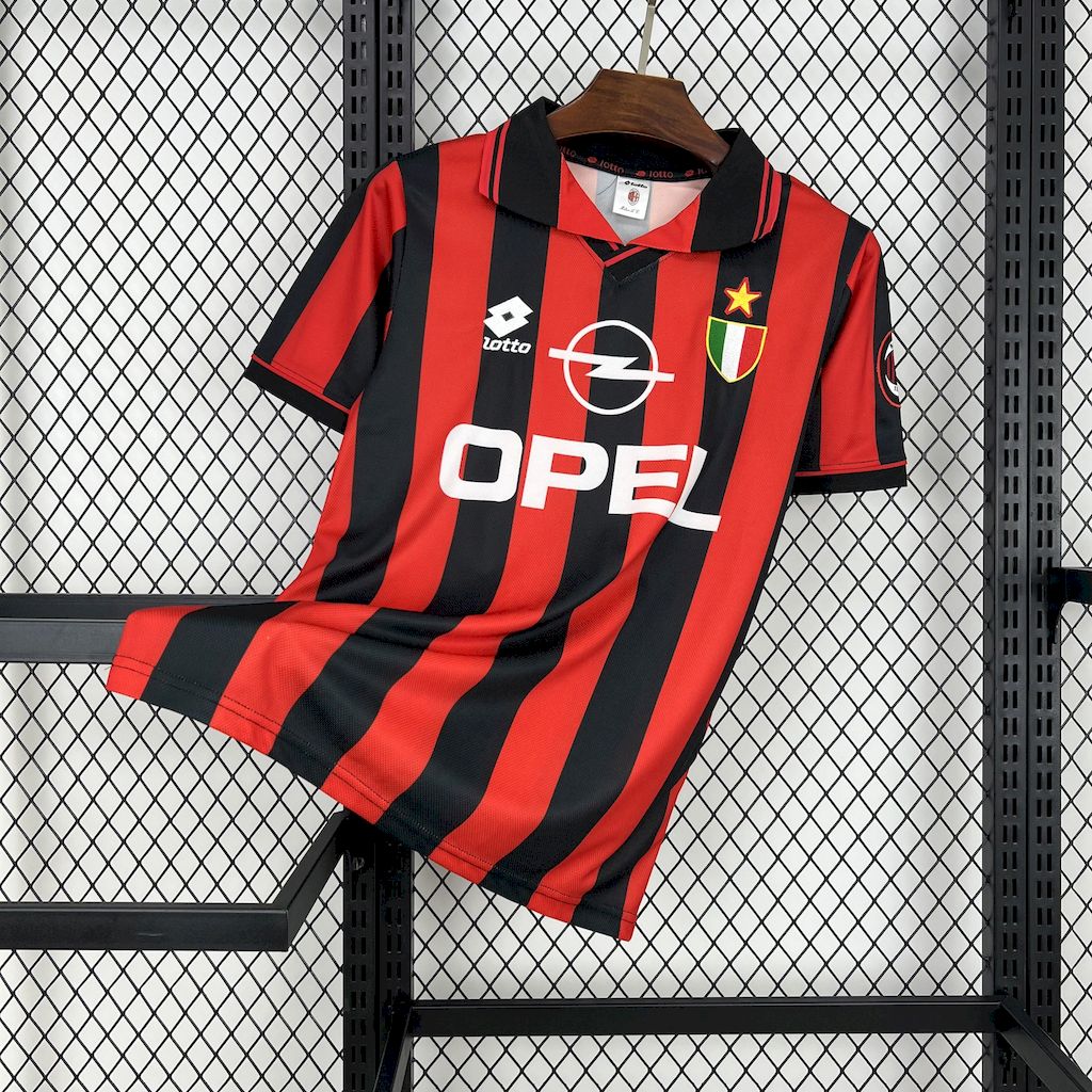 Camisola Retro Principal AC Milan 1996/97