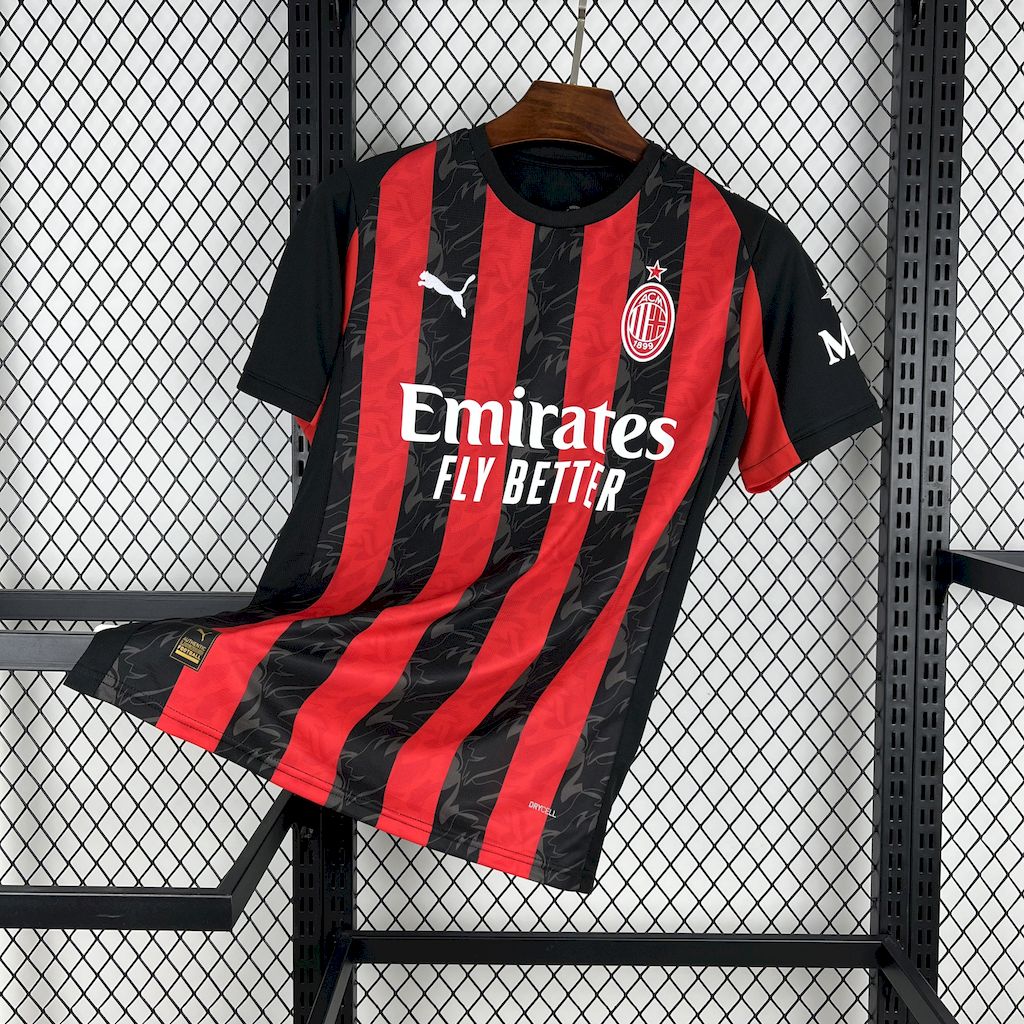Camisola Principal AC Milan 2025/26