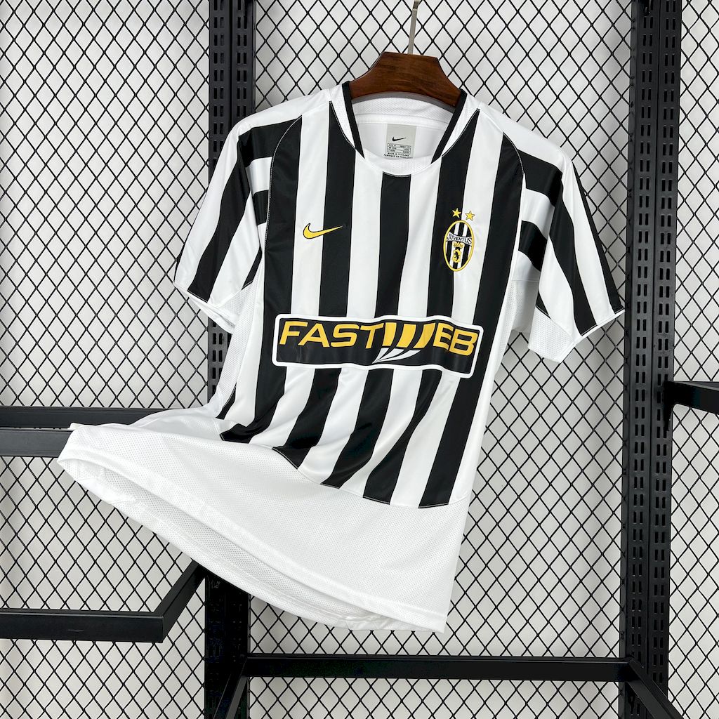 Camisola Retro Principal Juventus 2002/03