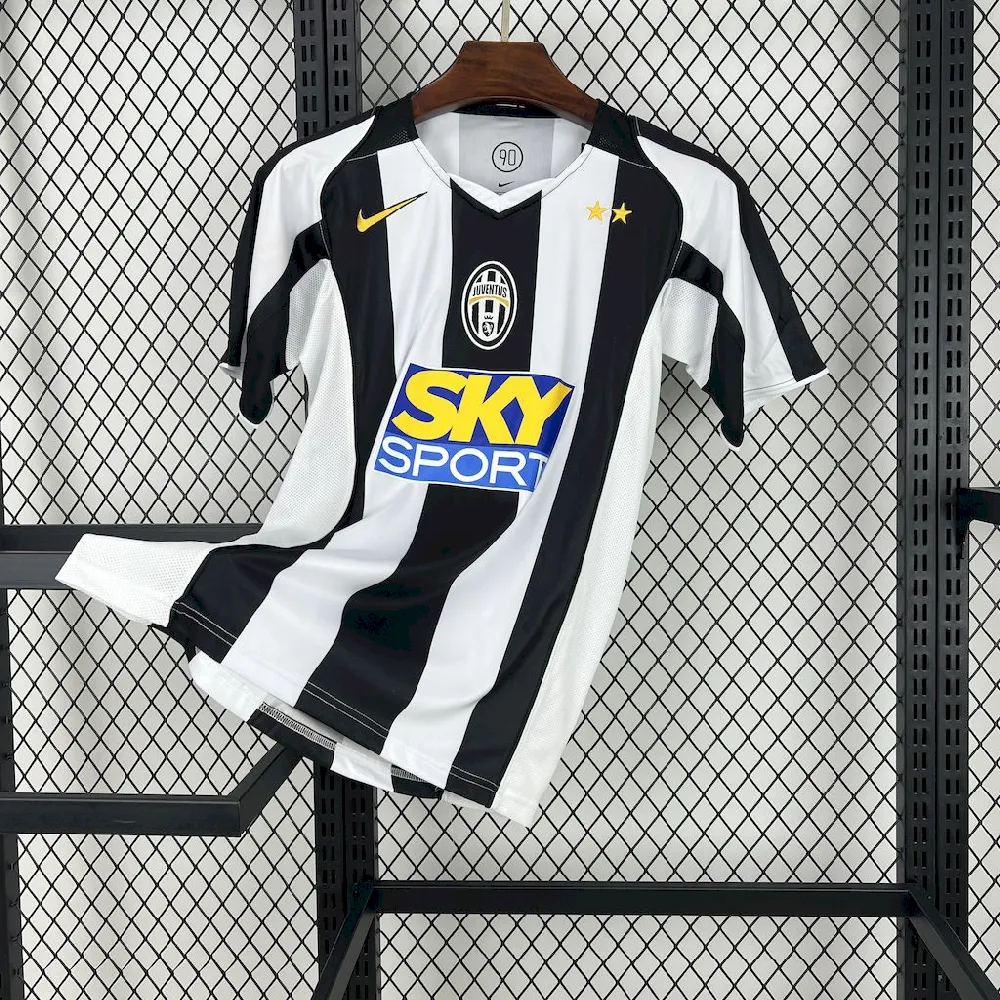 Camisola Retro Principal Juventus 2004/05