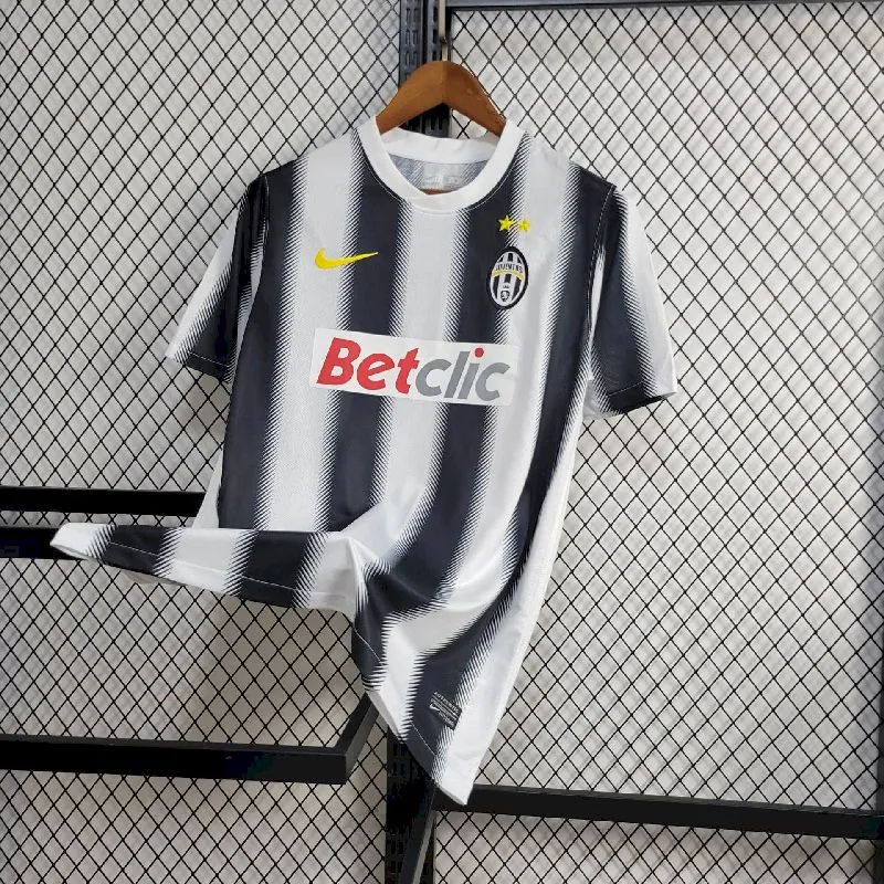 Camisola Retro Principal Juventus 2011/12