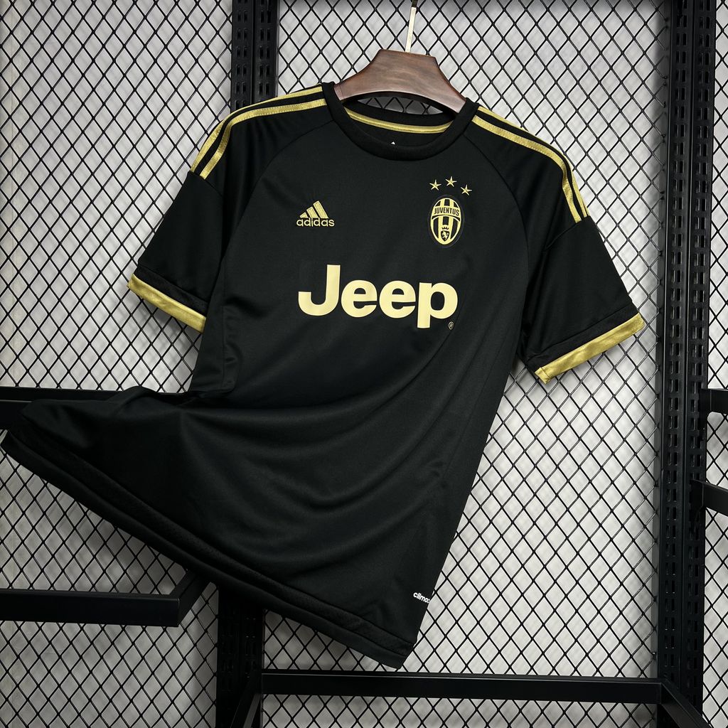 Camisola Retro Terceiro Equipamento Juventus 2015/16