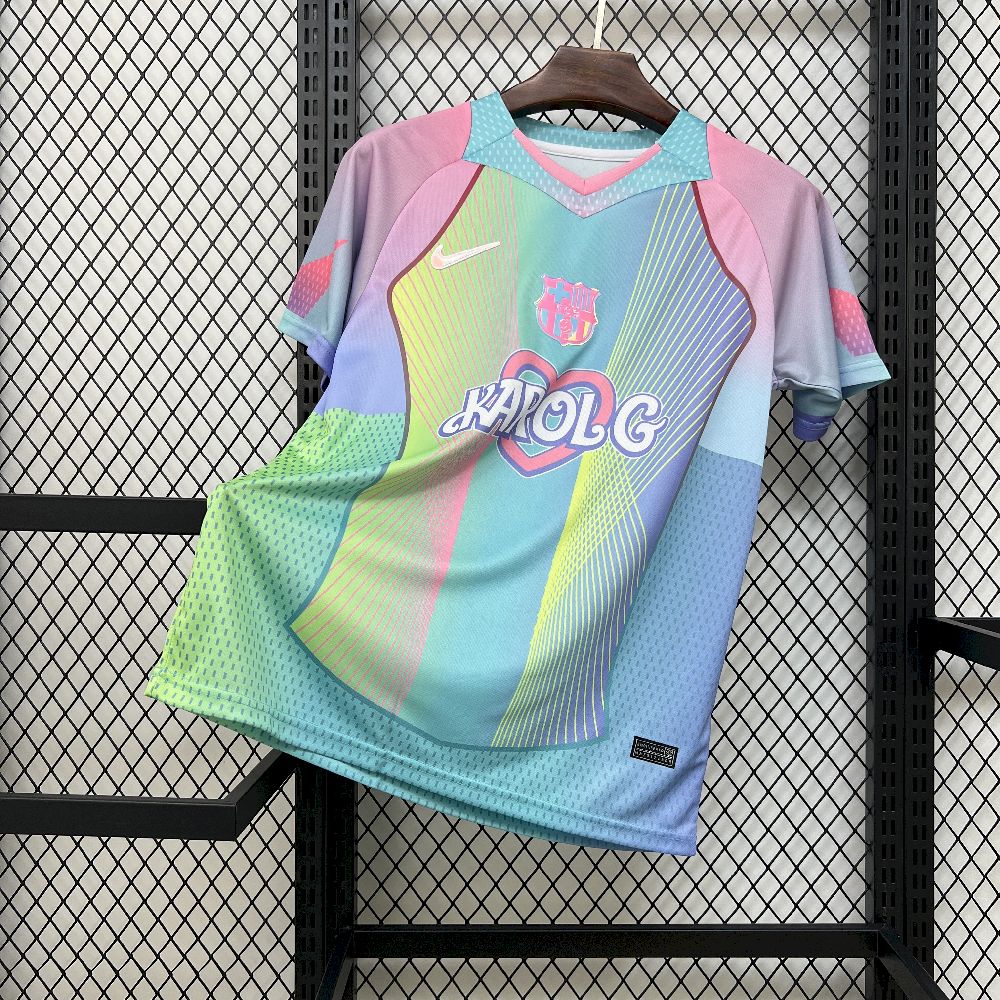 Camisola Edição Especial FC Barcelona 2025/26 Karol G
